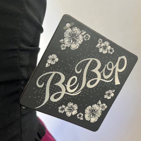 Be Bop Fit and Flair Dress Size Medium Black Purple Pleated Striped New - Picture 10 of 11